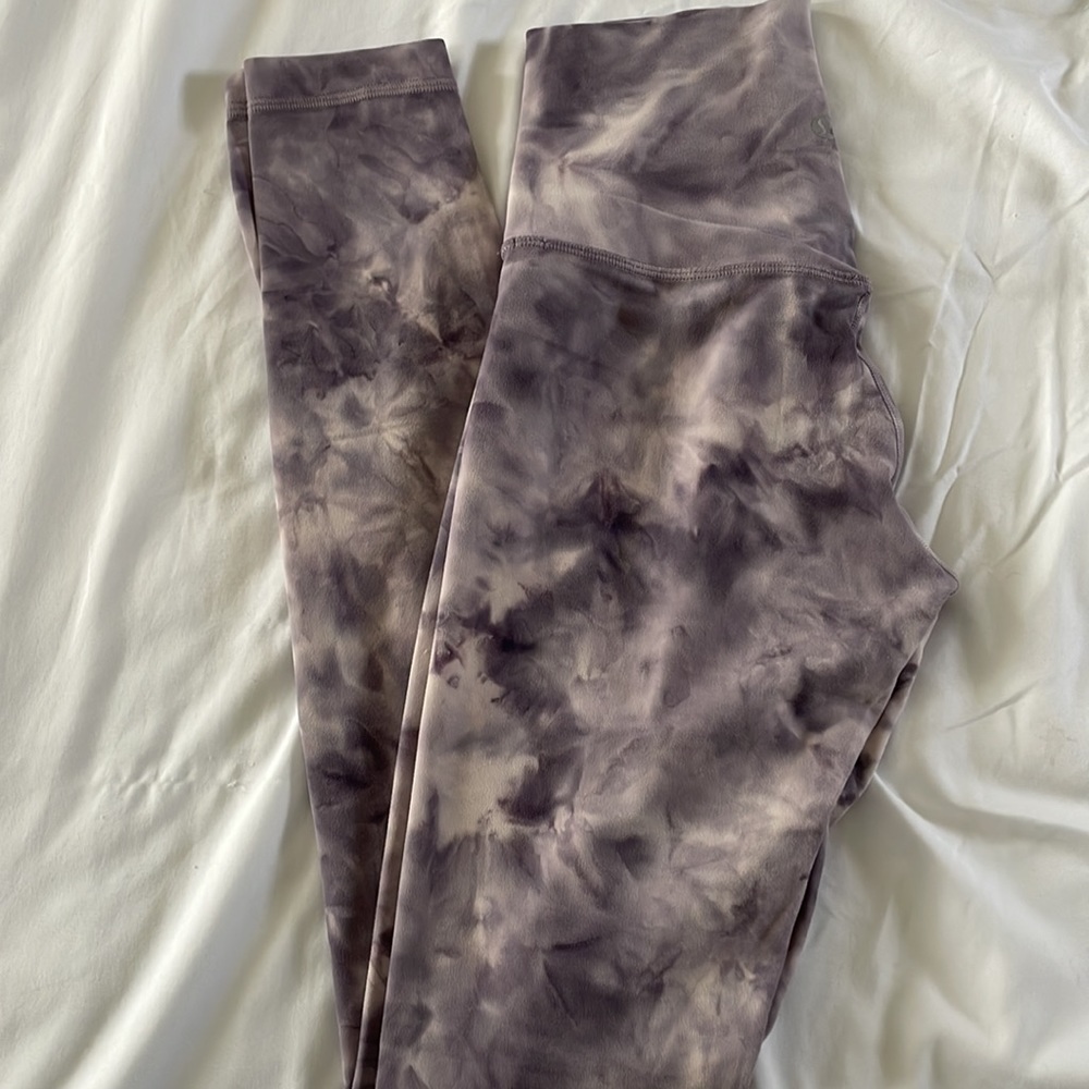 LULULEMON “align” legging 28”